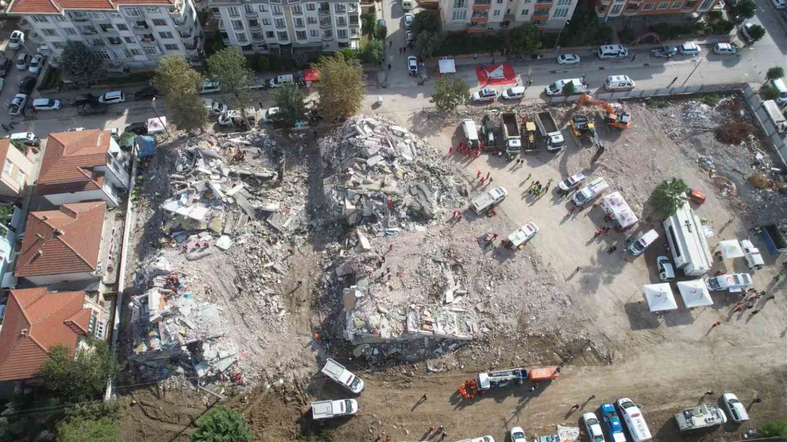 yalovada-gercegini-aratmayan-deprem-tatbikati