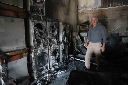 beyaz-esya-bayisinde-cikan-yanginda-3-milyon-tl-degerindeki-esyalar-kule-dondu