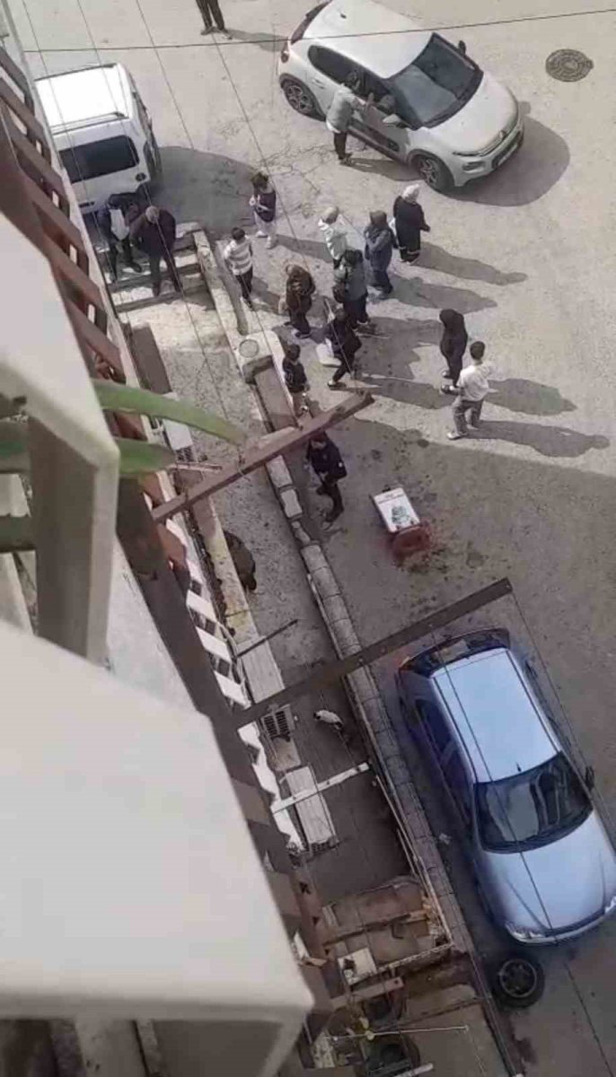 bursada-taciz-iddiasi-ortaligi-karistirdi-aile-dukkani-basti