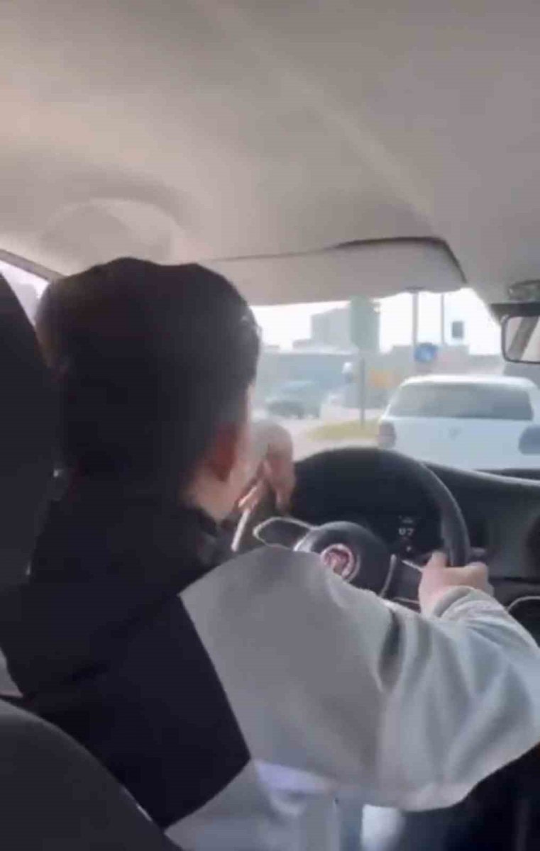 bursada-trafikte-tehlikeli-makas-direksiyon-tutusu-pes-dedirtti