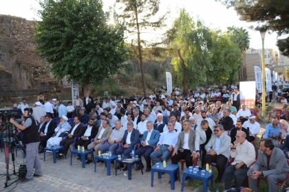 cizrede-ask-ve-irfan-goklerinin-yildizi-melaye-ciziri-paneli-duzenlendi