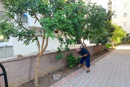 dedektif-gibi-iz-surdu-calinan-telefonunun-yerini-15-ay-sonra-buldu