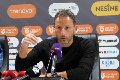 domenico-tedesco-bugunku-1-puandan-mutlu-olmamiz-gerekiyor