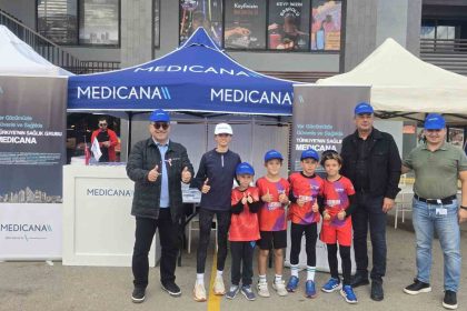 eker-i-run-kosusunun-saglik-sponsoru-bu-yil-da-medicana-oldu
