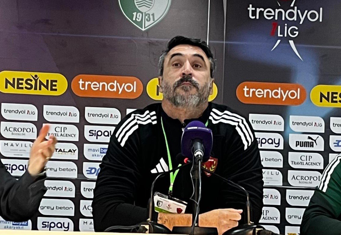 hugo-almeida-ucuncu-kez-oluyor-ama-taraftarlarimizdan-ozur-diliyorum