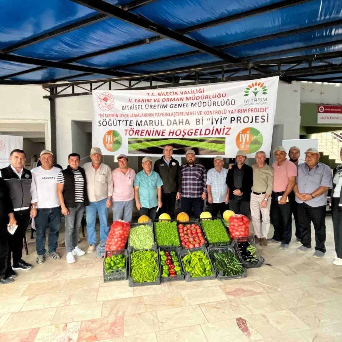 il-muduru-cetin-ayvalik-gecitli-koyu-ureticileriyle-bulustu