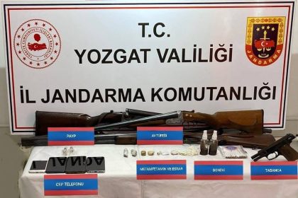 jandarma-ekipleri-uyusturucuya-gecit-vermedi