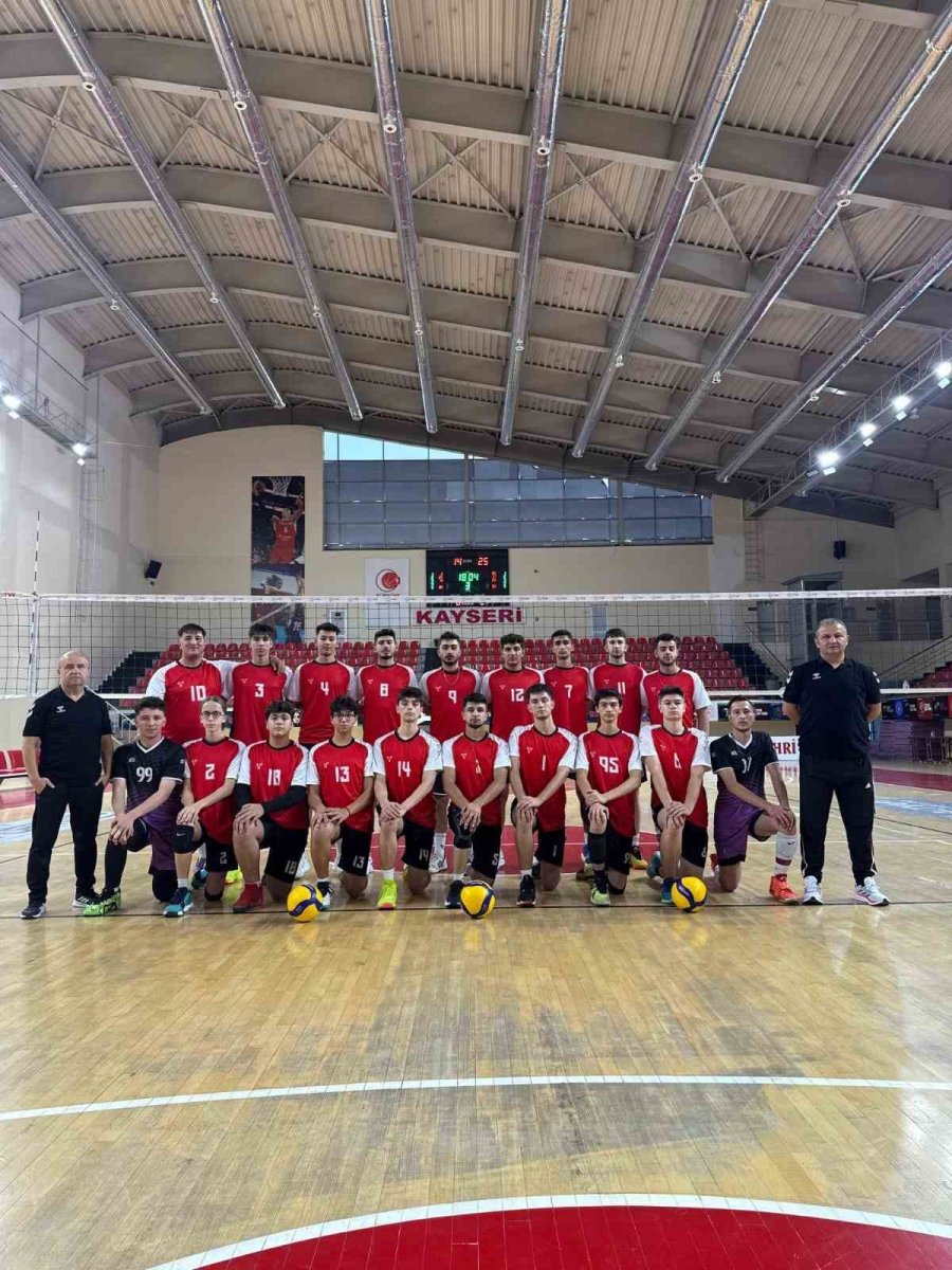 kayseri-elit-voleybol-spor-yeni-sezona-hazir