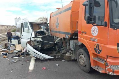 kutahyada-trafik-kazasi-1-olu-1-yarali
