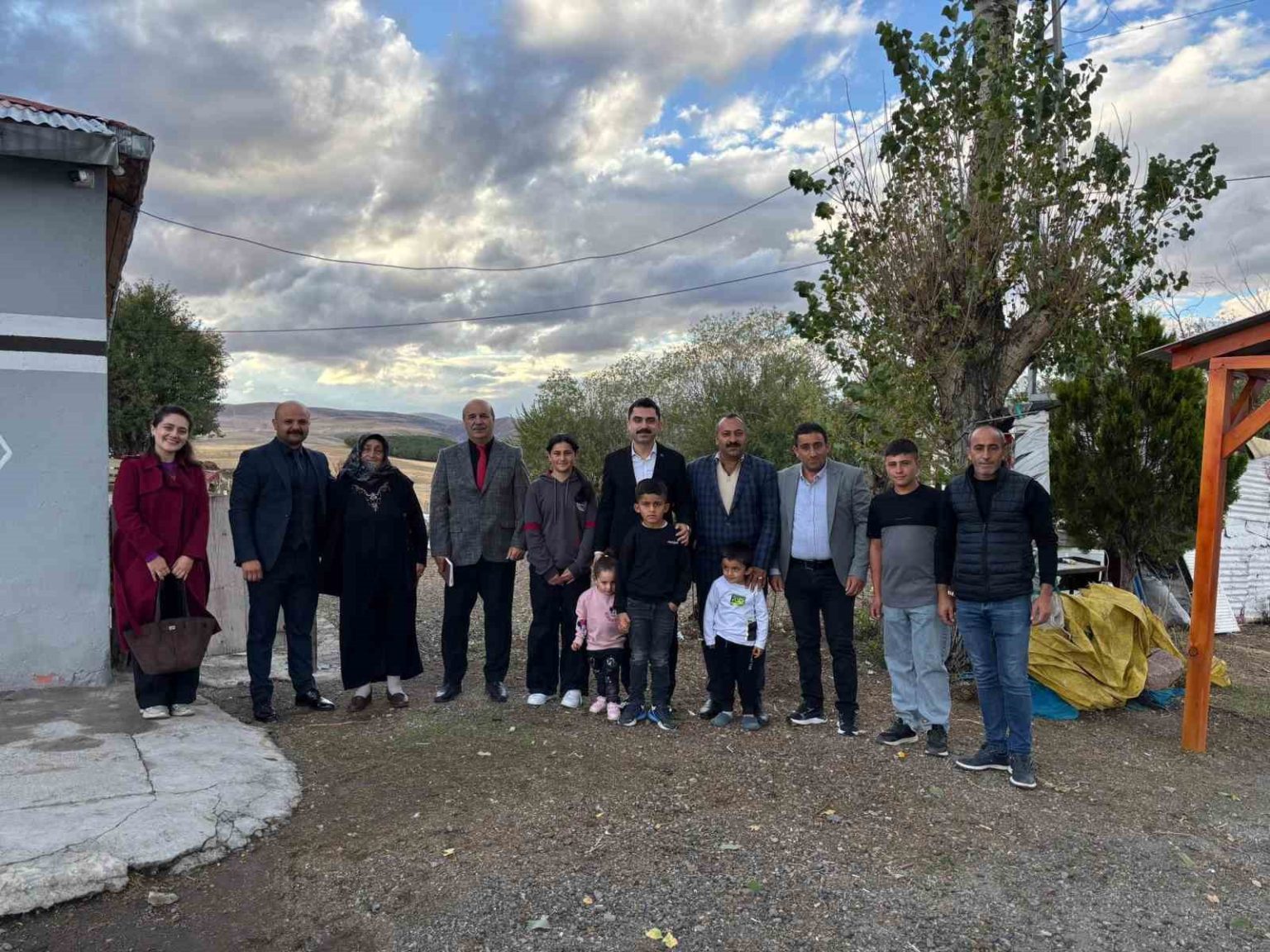 susuzda-ogrenciler-evlerinde-ziyaret-ediliyor