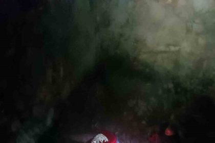 van-kalesinden-dusen-alman-turist-yaralandi