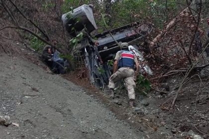 yaylada-ucuruma-yuvarlanan-kepcenin-operatoru-hayatini-kaybetti