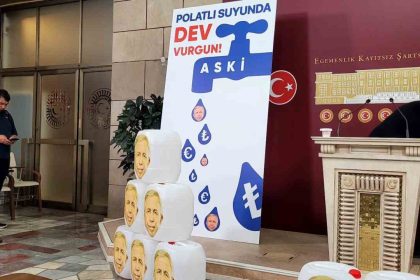 ak-parti-milletvekili-gokcek-549-milyon-tlye-yaptiginiz-ihaleyi-ankaraya-25-bucuk-milyar-tlye-fatura-ettiniz