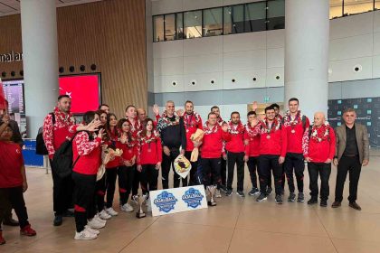 avrupa-sampiyonu-kadin-ve-erkek-goalball-milli-takimi-yurda-dondu