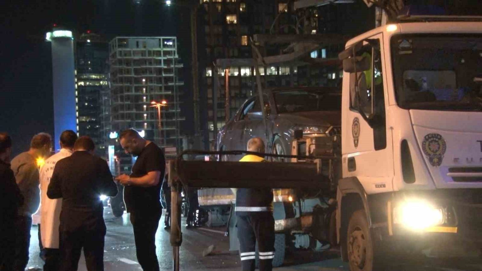 avukat-serdar-oktemin-saldiriya-ugradigi-arac-5-saatlik-incelemenin-ardindan-kaldirildi