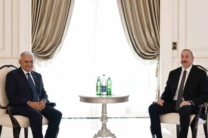 azerbaycan-cumhurbaskani-aliyev-tdt-aksakallar-konseyi-baskani-yildirimi-kabul-etti