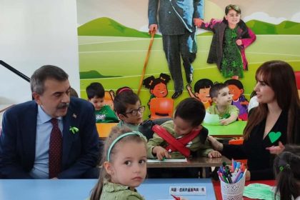 bakan-tekin-hepimizin-bir-eksigi-bir-engeli-var