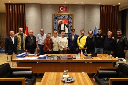 baskan-eyup-kahveci-nienhagen-heyetini-agirladi