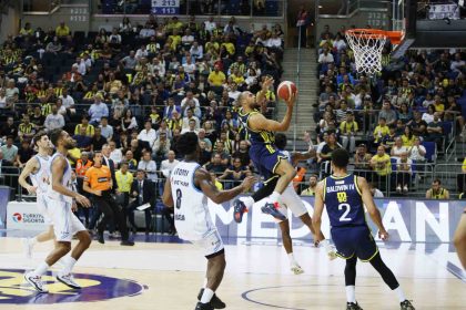 basketbol-super-ligi-fenerbahce-105-aliaga-petkim-spor-83
