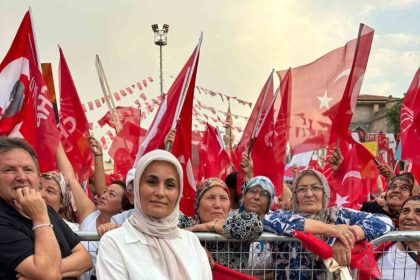 chp-aksu-kadin-kollari-baskani-menzil-cakmak-gorevinden-istifa-etti