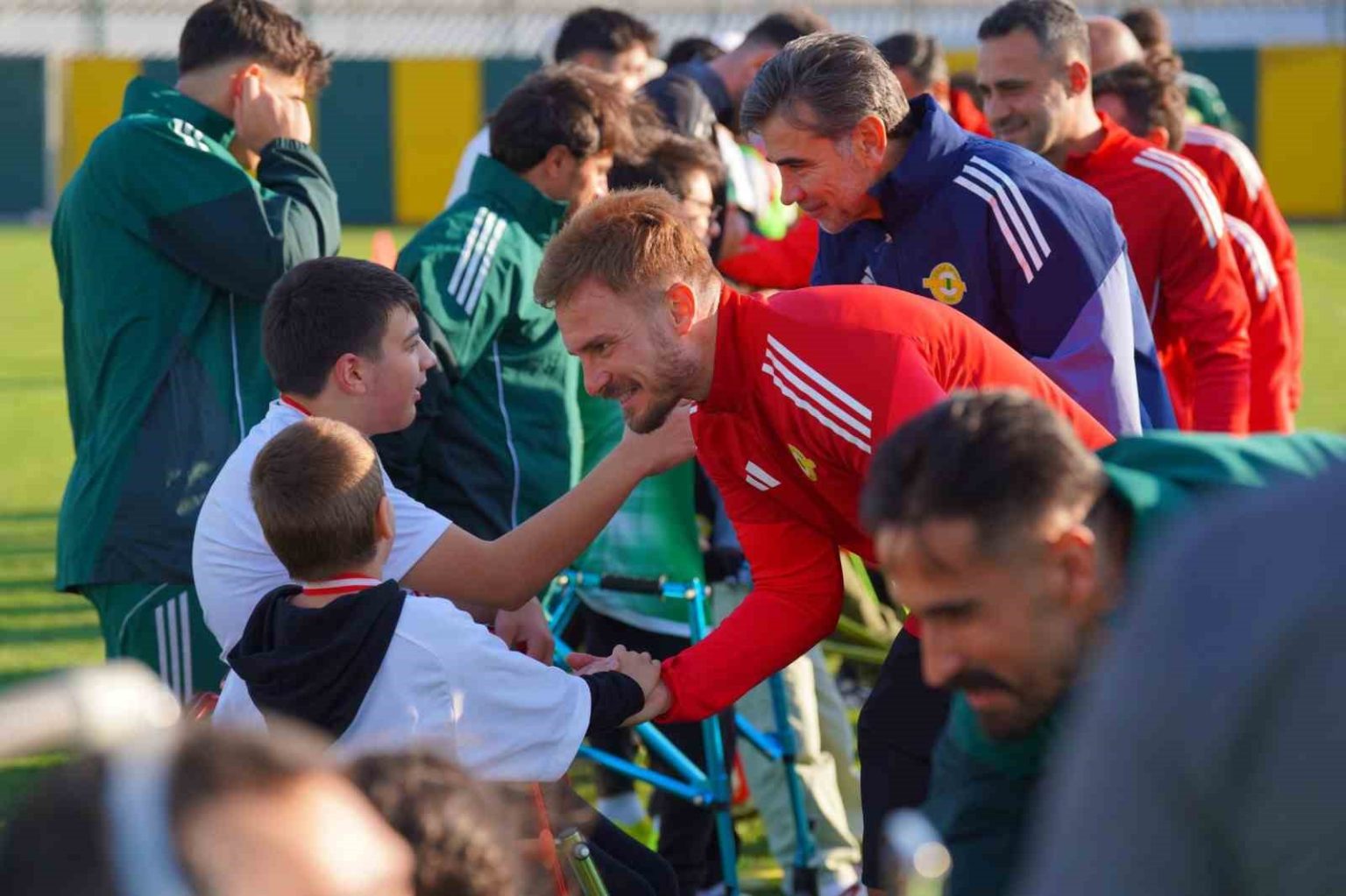 engelleri-yesil-sahada-astilar