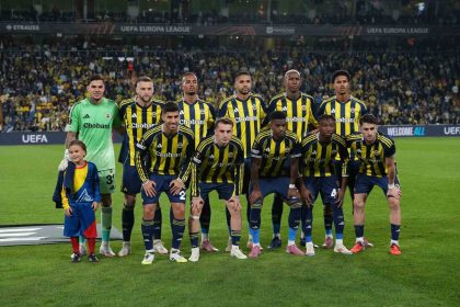 fenerbahcede-12-futbolcu-milli-mesaide