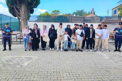 gocmen-kacakcisi-jandarmadan-kacamadi-1-gozalti