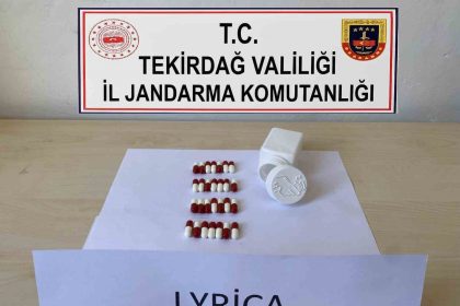 jandarmadan-uyusturucu-operasyonu-28-adet-lyrica-ele-gecirildi
