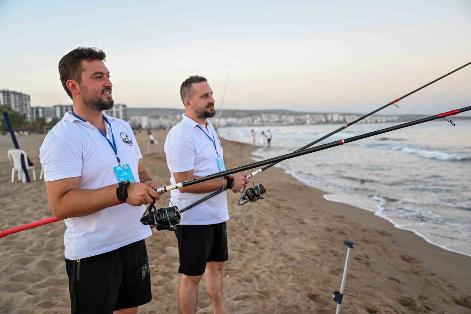 mersinde-8-altin-kanca-surfcasting-turnuvasi-tamamlandi