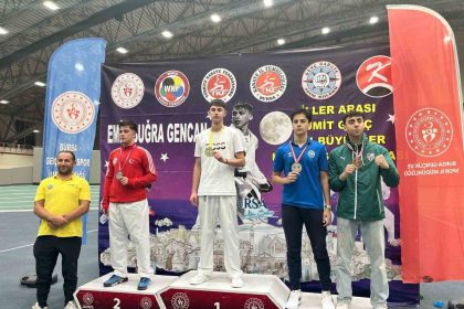 milli-sporcu-bugra-gencan-anisini-turnuva-duzenlendi