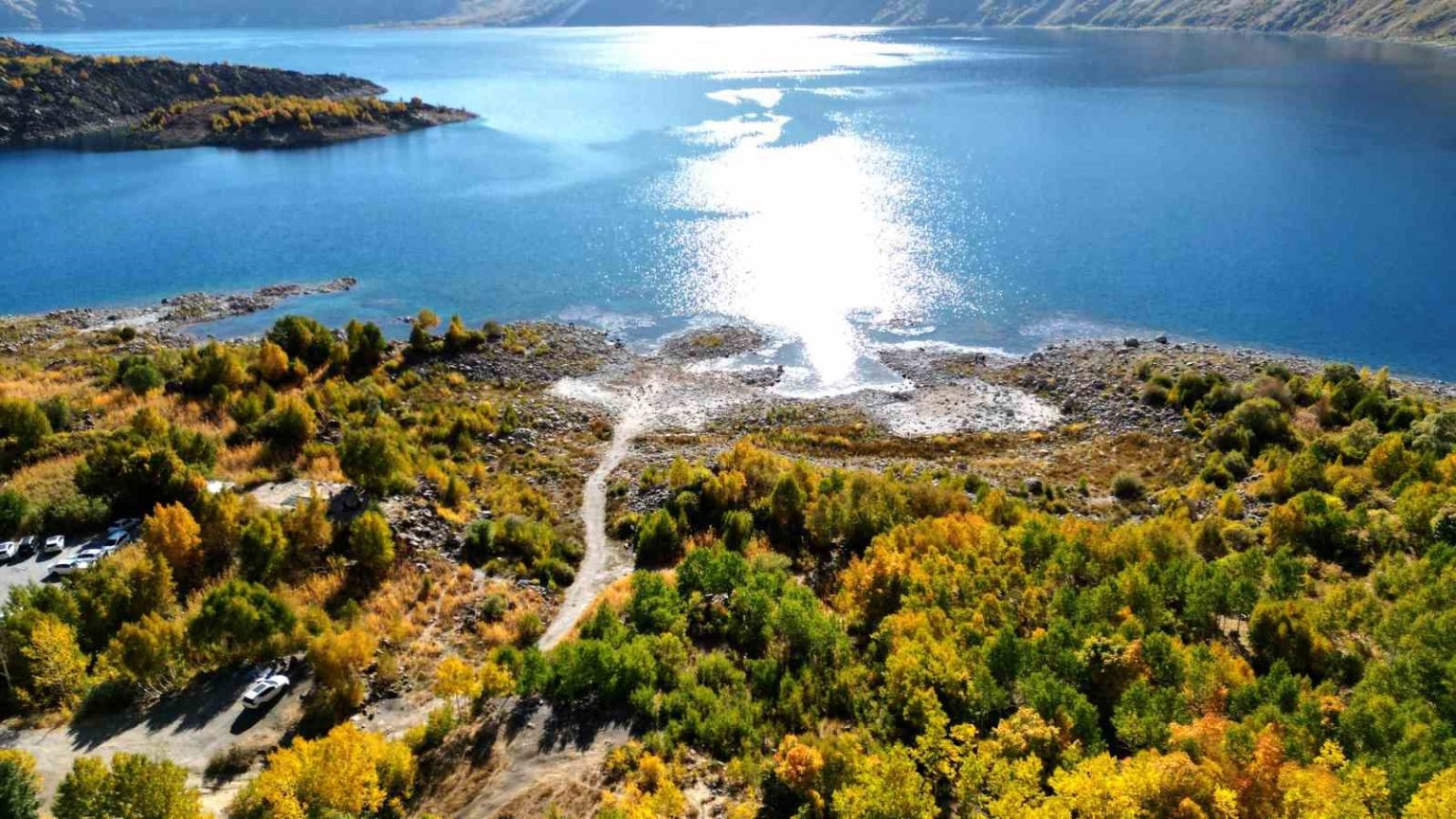 nemrutta-kartpostallik-sonbahar-manzaralari