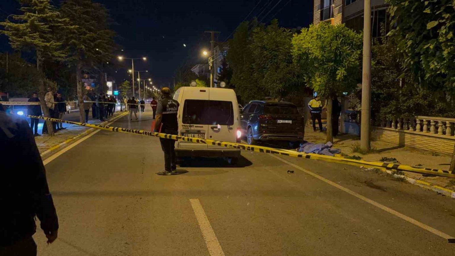 otomobilin-carptigi-eski-muhtar-hayatini-kaybetti