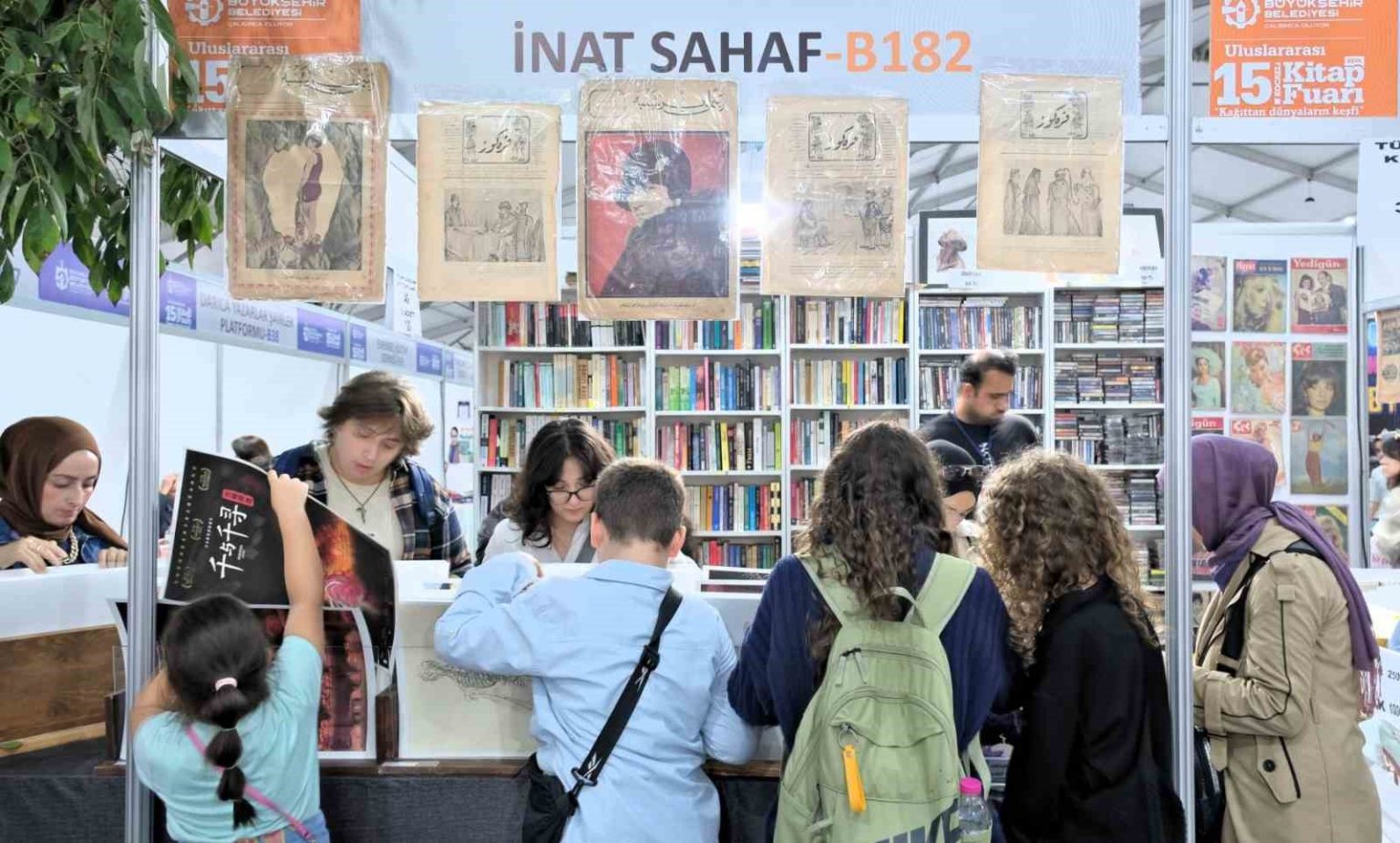 sahaflar-kitap-fuarinin-gozdesi-oldu