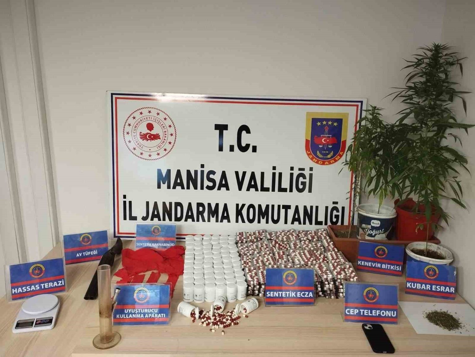 salihlide-uyusturucuya-gecit-yok