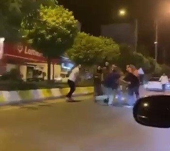 tartistigi-oglunu-bicaklayarak-yaraladi