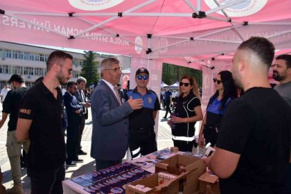 universite-ogrencilerine-uyusturucu-ile-mucadele-bilgilendirmesi