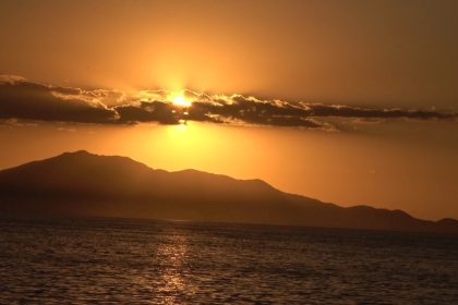 van-semalarindaki-bulut-gecisleri-gorsel-solen-olusturdu