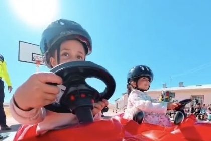 vanda-jandarma-ekiplerinden-ogrencilere-uygulamali-trafik-egitimi