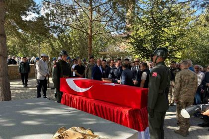 95-yasinda-hayatini-kaybeden-kore-gazisi-son-yolculuguna-ugurlandi