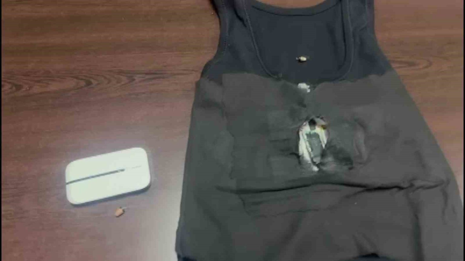 adanada-ehliyet-sinavinda-tisorte-ve-kemere-yapilan-kopya-duzenegi-polis-tarafindan-bulundu