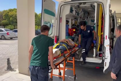 adiyamanda-iki-otomobil-carpisti-3-yarali