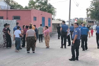 akrabalar-arasinda-tehlikeli-arac-kullanma-tartismasi-silahli-kavgaya-dondu-2-yarali