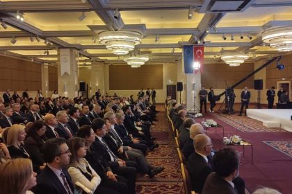 bakan-isikhan-kadinlarin-istihdamini-daha-da-artiracak-yeni-faaliyet-ve-programi-hayata-gecirecegiz