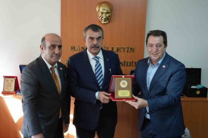 bakan-tekin-dagcde