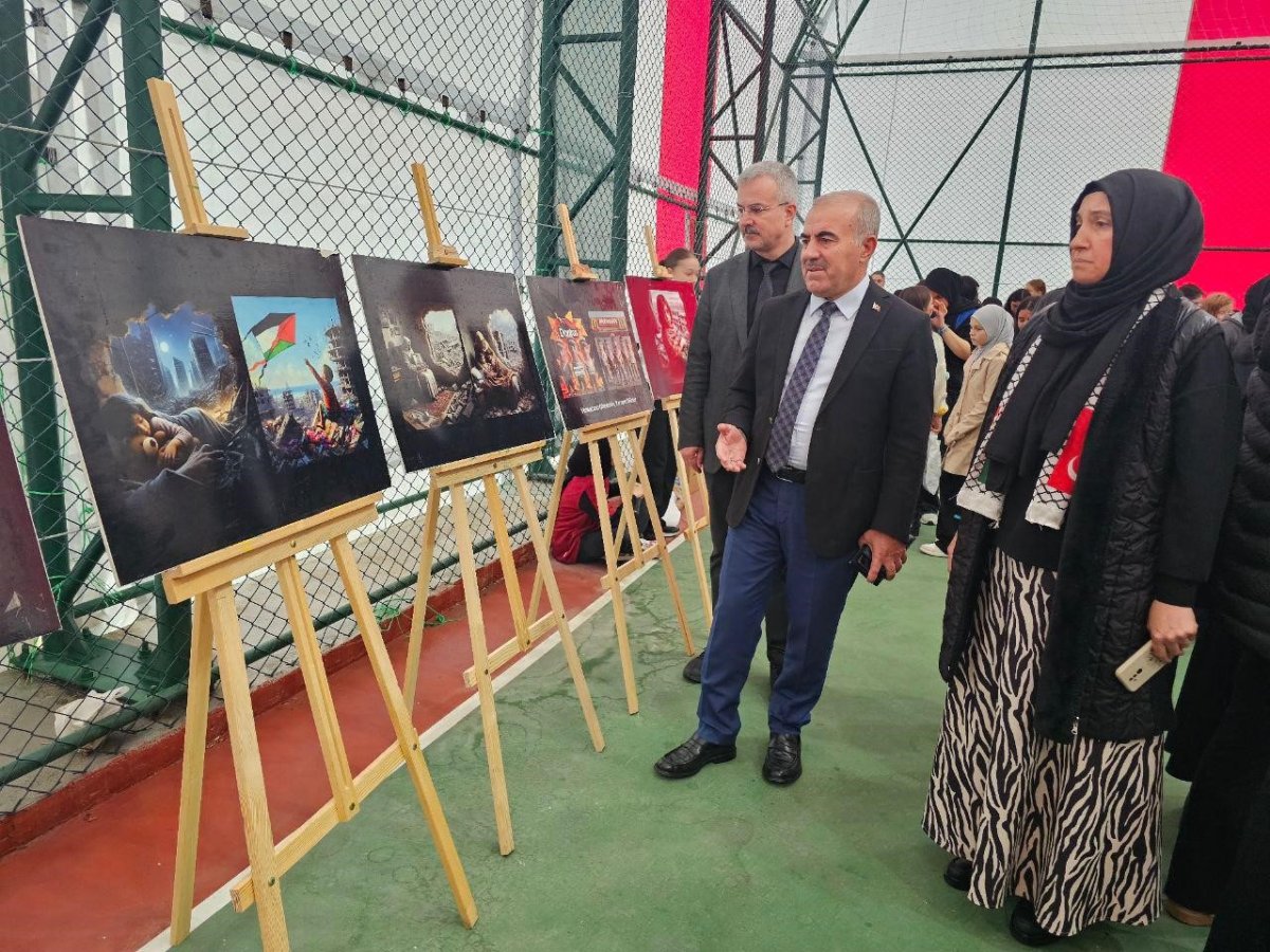 balikesirli-ogrencilerden-filistin-ve-gazzeye-destek