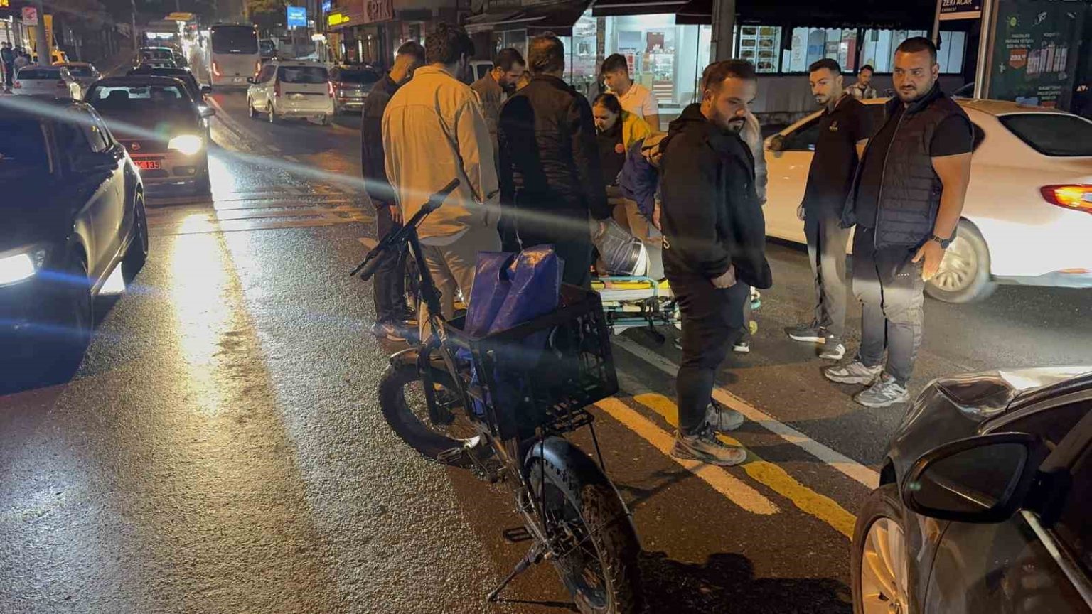 daricada-otomobil-ile-elektrikli-bisiklet-carpisti-1-yarali