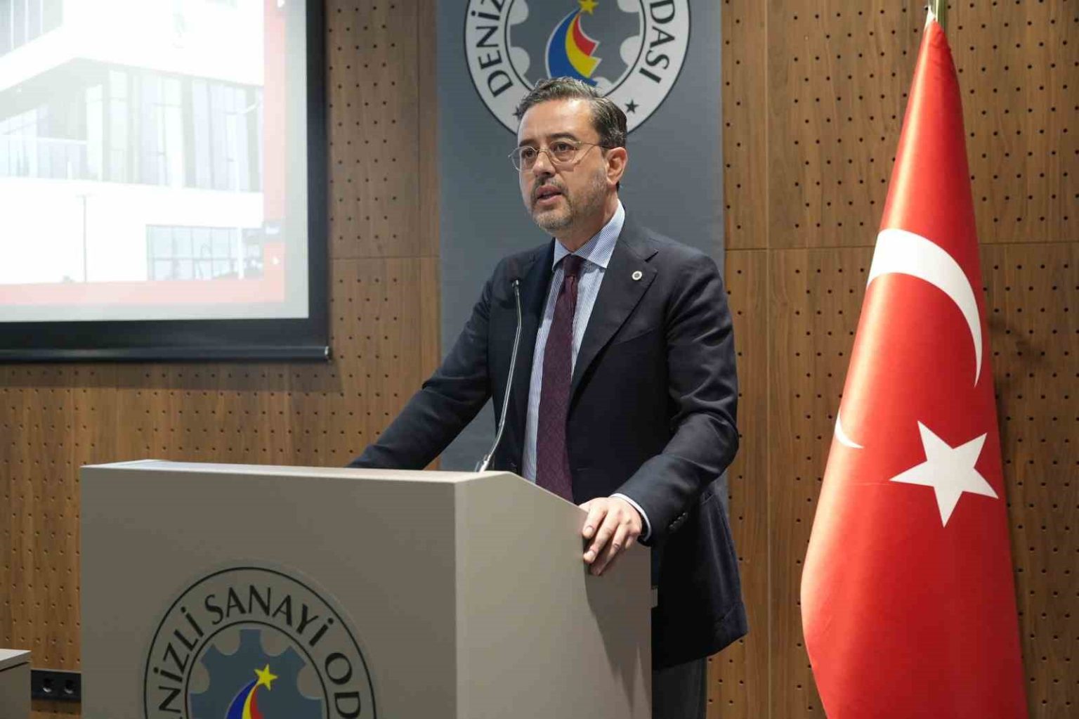 dso-baskani-kasapoglu-uretim-gucunu-koruyacak-yeni-bir-denge-kurulmali