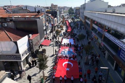 duzcede-amator-spor-haftasi-etkinlikleri-kortej-ile-basladi