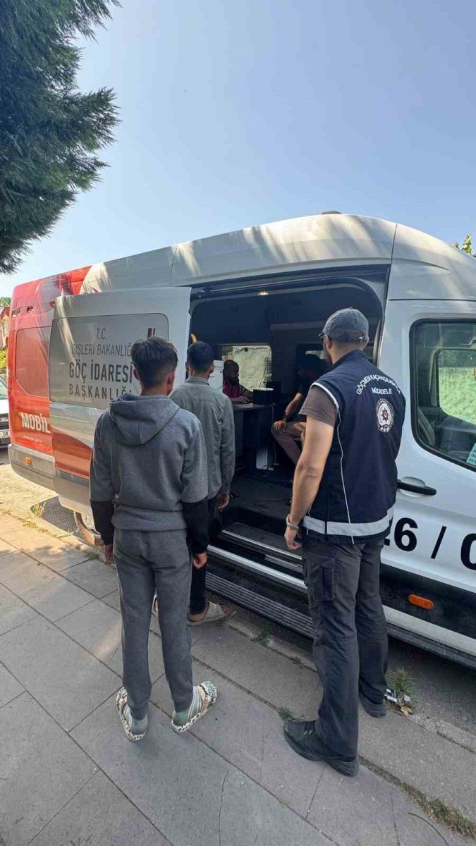 duzensiz-goc-calismalari-suruyor