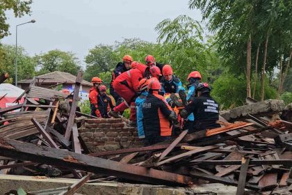 edirnede-gercegi-aratmayan-deprem-tatbikati
